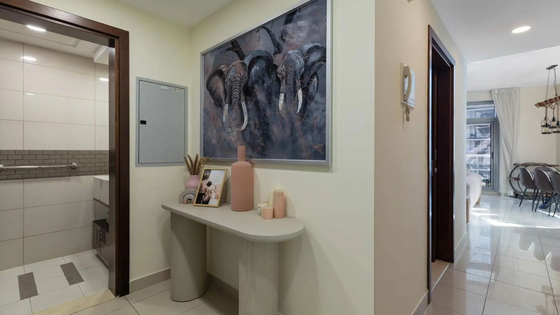 Beautiful Marina Views 1 Bed Apartment Dubai